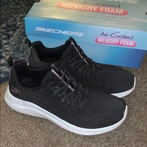skechers lite groove